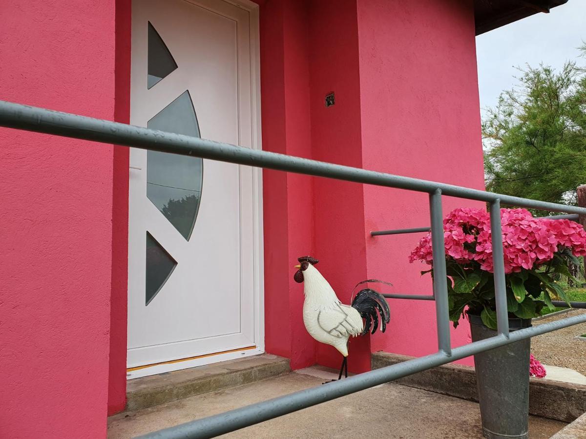 Gite De La Maison Du L.A.C Simard Kültér fotó