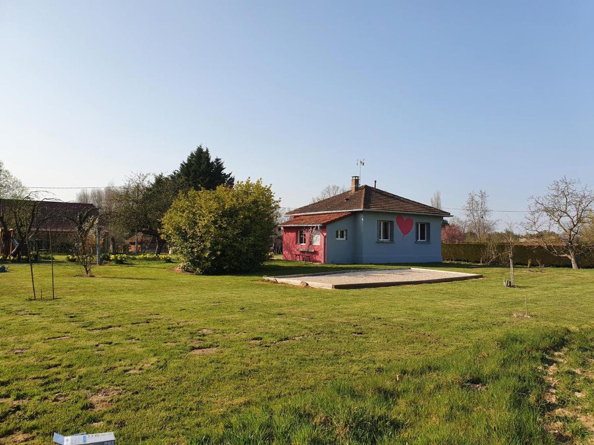 Gite De La Maison Du L.A.C Simard Kültér fotó